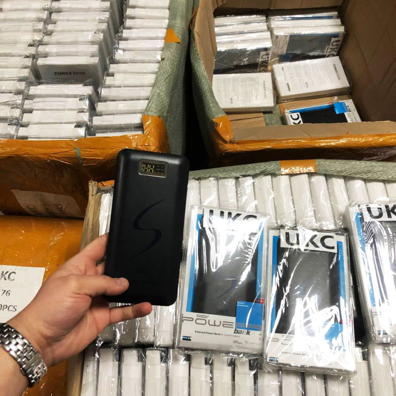 Мобільна зарядка Power Bank 30000/9600mAh UKC. Колір: чорний